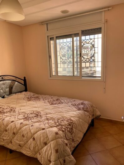 Chambre disponible dans un bel Appartement a Chimicolor